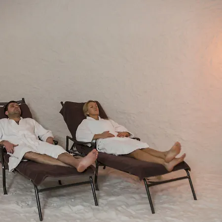 Park By Radisson Meriton Conference & Reval