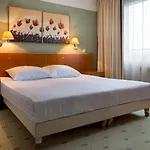 塔林梅丽顿雷迪森丽柏会议spa酒店 4* 塔林