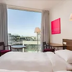 Park By Radisson Meriton Conference &