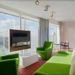 塔林梅丽顿雷迪森丽柏会议spa酒店 4* 塔林