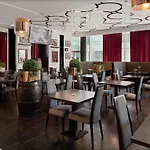 Park By Radisson Meriton Conference & Szálloda 4*