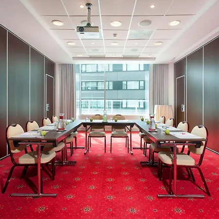 Park By Radisson Meriton Conference &