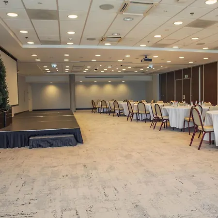 Отель Park By Radisson Meriton Conference &
