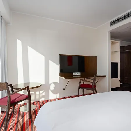 Hotel Park By Radisson Meriton Conference & 4*