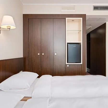 Park By Radisson Meriton Conference & Reval