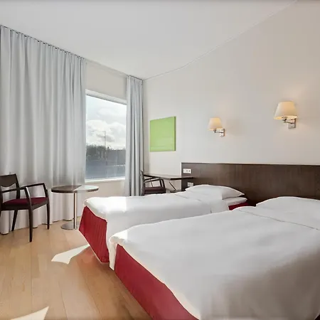 Hotel Park By Radisson Meriton Conference & 4*