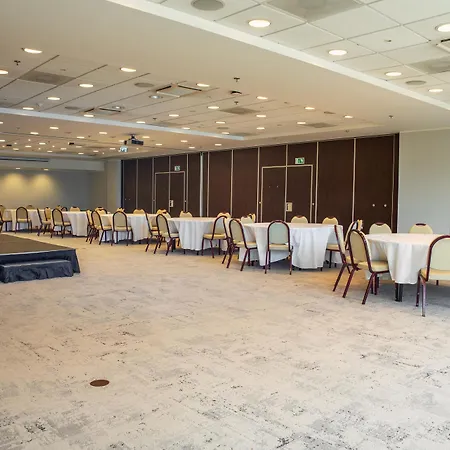 Park By Radisson Meriton Conference & 4*