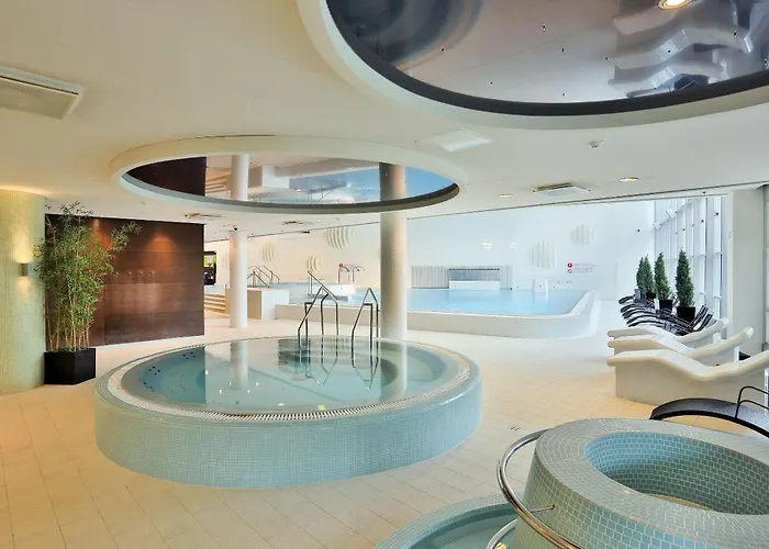 Ξενοδοχείο Park By Radisson Meriton Conference &