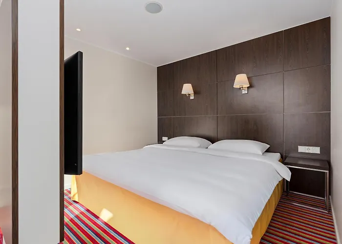 Hotel Park By Radisson Meriton Conference & 4*