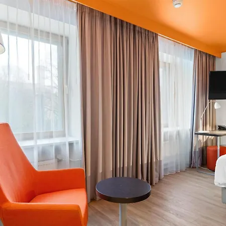 Park By Radisson Meriton Conference &