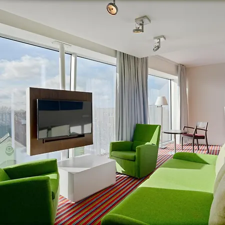 Park By Radisson Meriton Conference & 4* Ταλίν